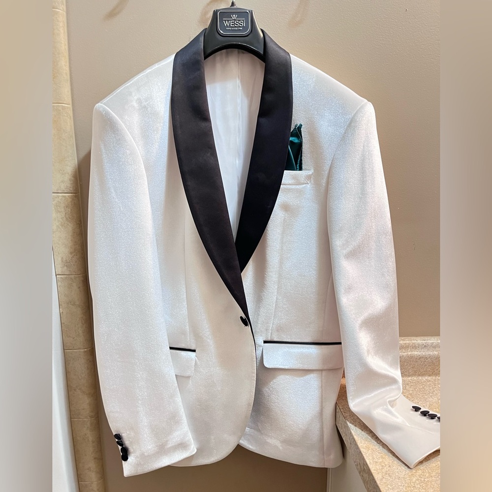 Men’s Elegant White velvet  Blazer with Black Accents